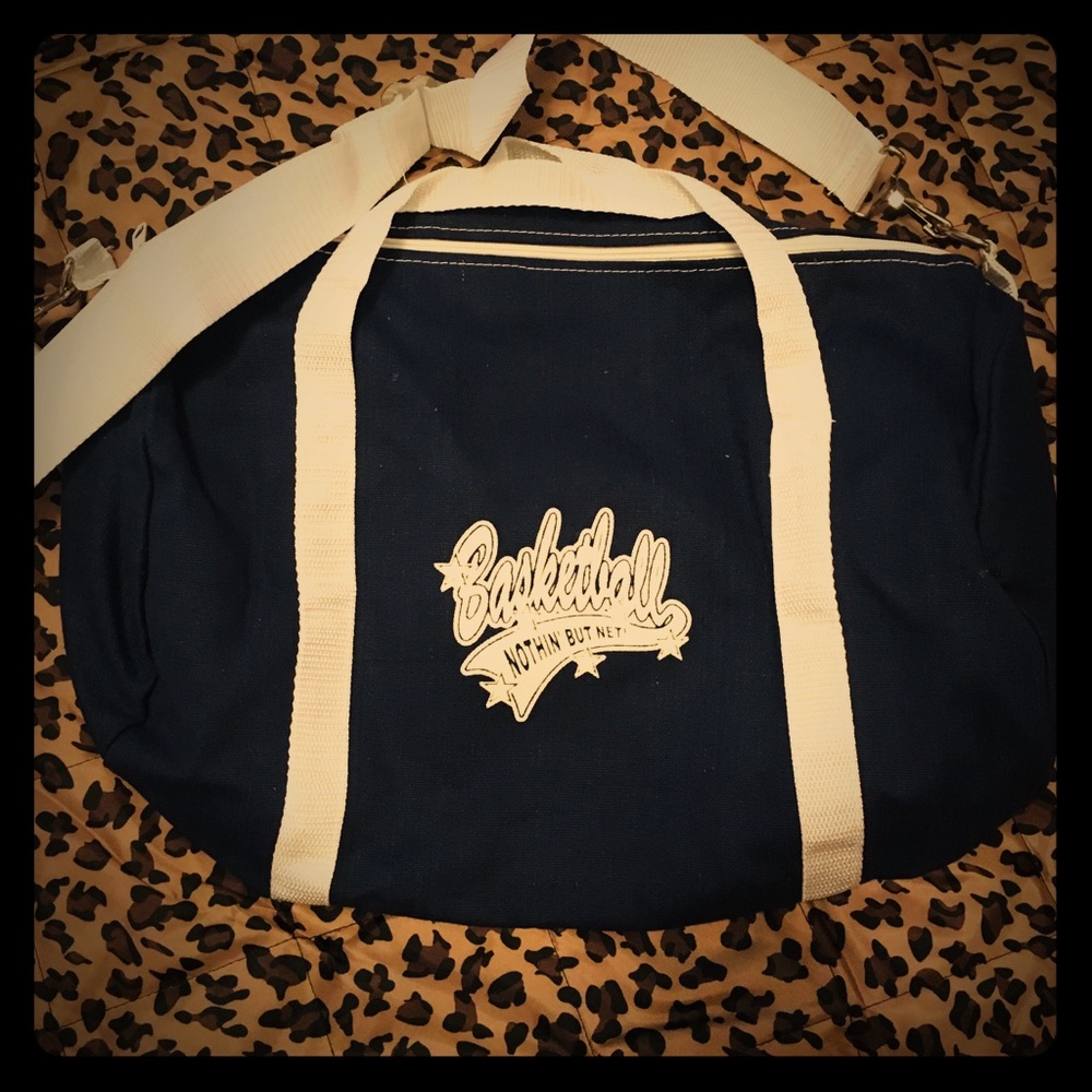 NWOT Basketball Duffle bag with strap